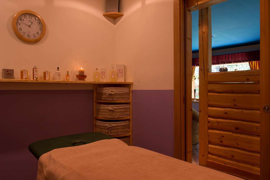 Eco Wellness Hotel Notre Maison Cogne Facilidades foto