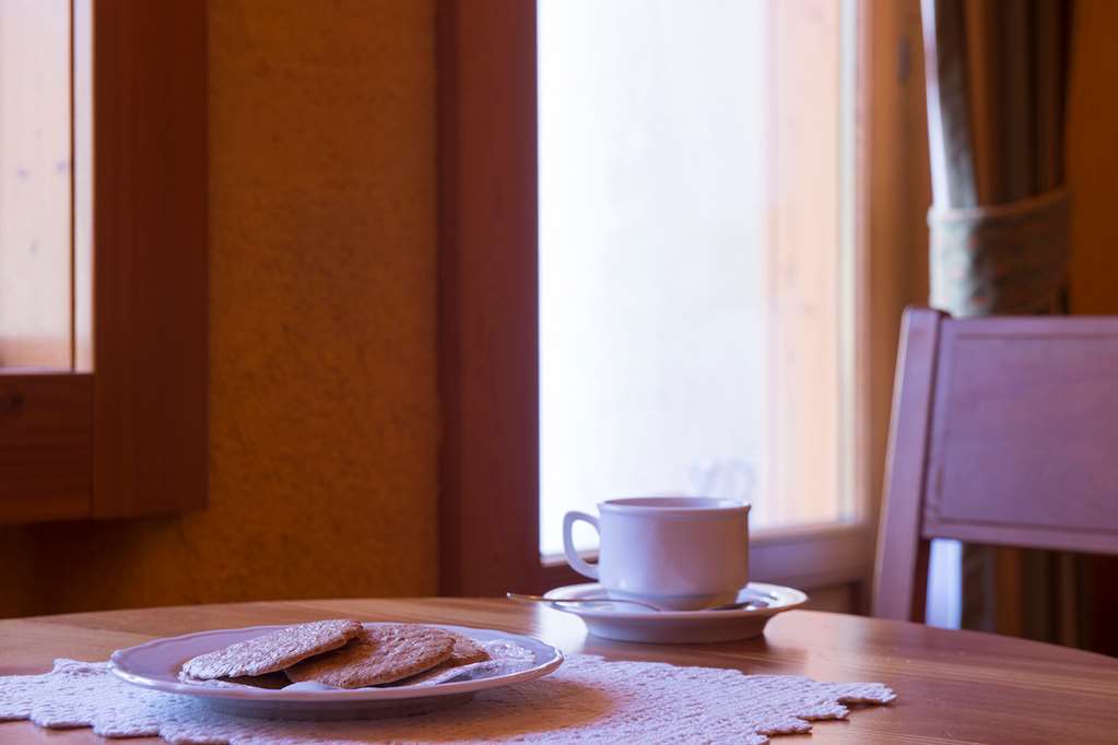 Eco Wellness Hotel Notre Maison Cogne Servicios foto