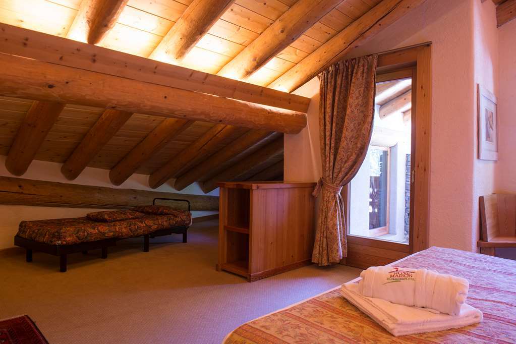 Eco Wellness Hotel Notre Maison Cogne Habitación foto