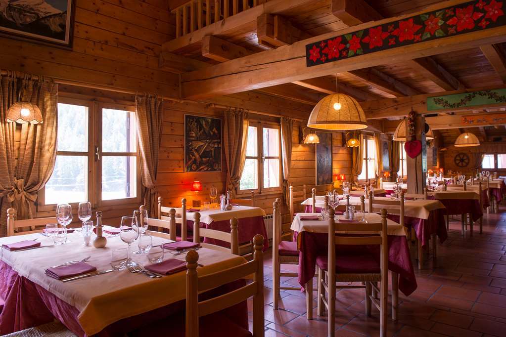 Eco Wellness Hotel Notre Maison Cogne Restaurante foto