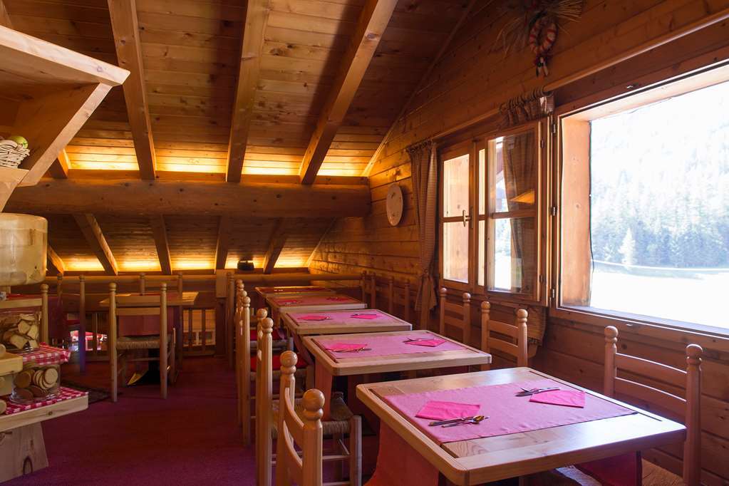 Eco Wellness Hotel Notre Maison Cogne Servicios foto
